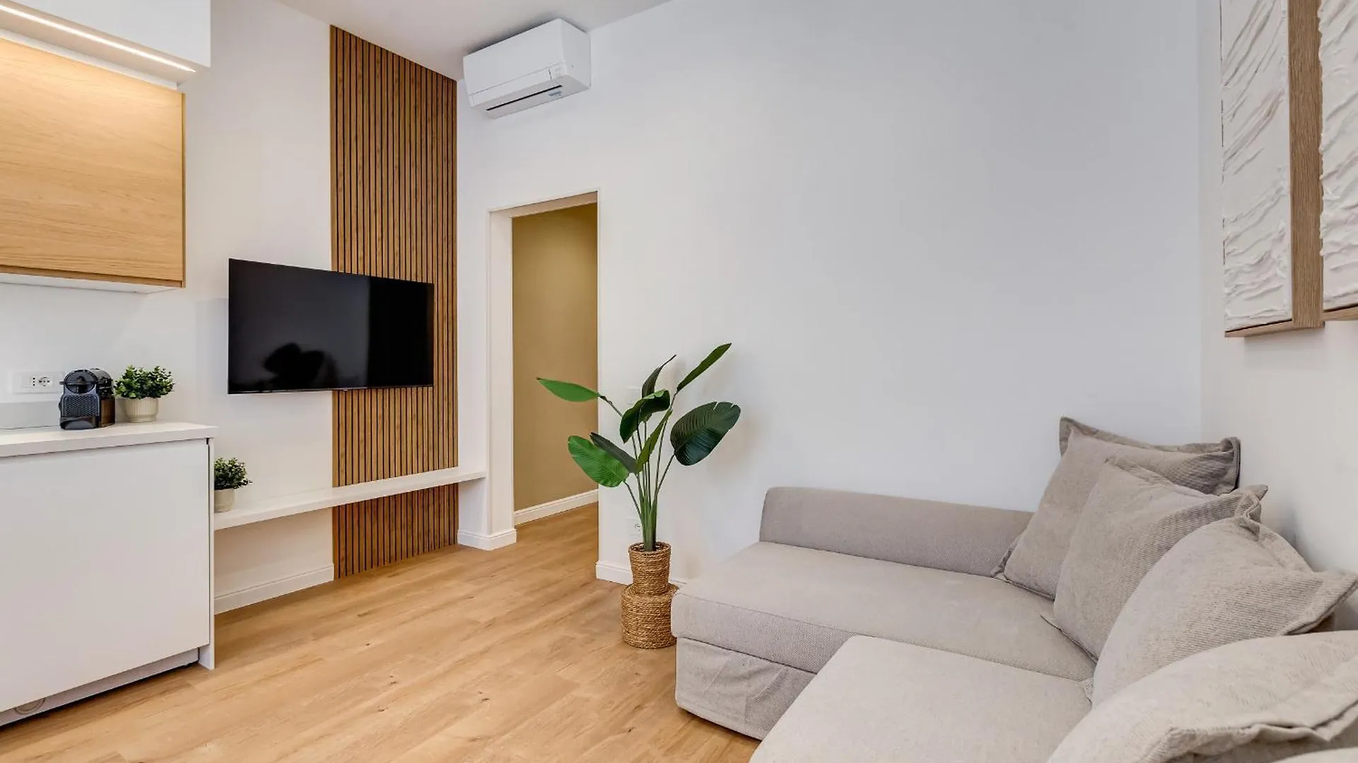 Scipioni Luxury Apartment Rome 0*,  Italy