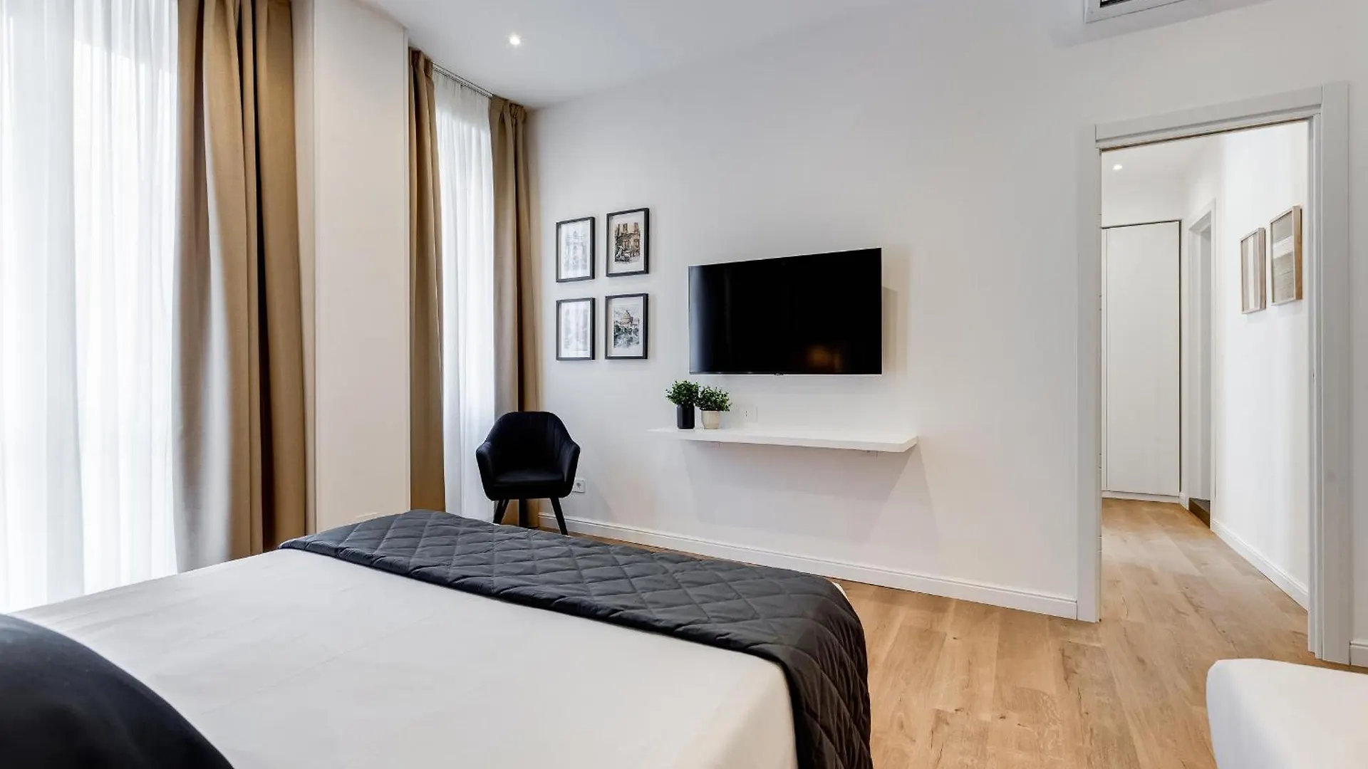 Scipioni Luxury Apartment Rome Italy