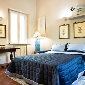  Casa vacanze Romantica Centro Storico Con Giardino Privato